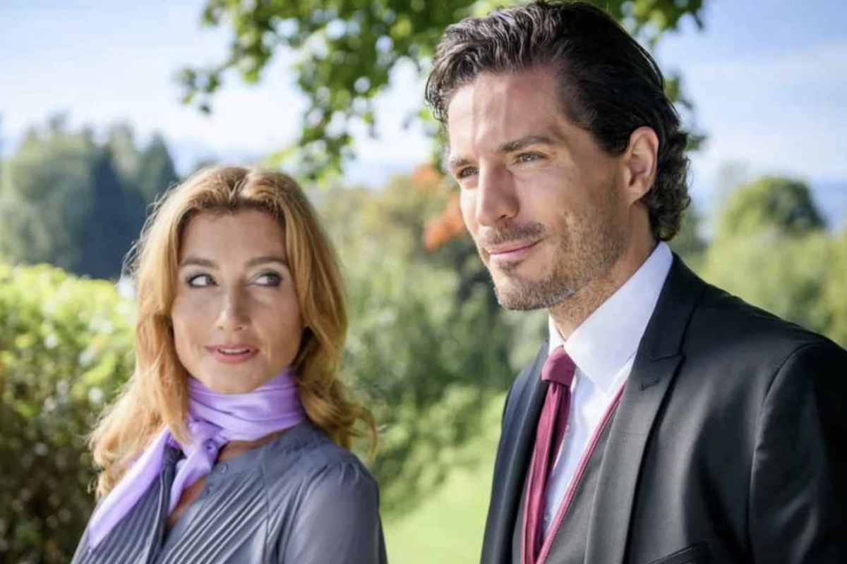 Un momento clou della settimana è rappresentato dalla decisione di Theo di sposare Lale. La giovane è sconvolta dalla gravità della menzogna di Stella